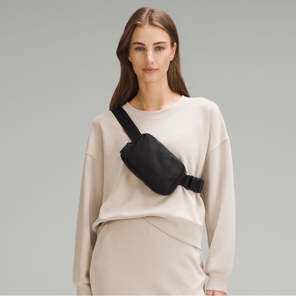 Lululemon Athletica Black Crossbody Bag Sleek and Durable